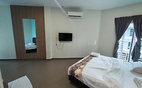 Mass Hotel
